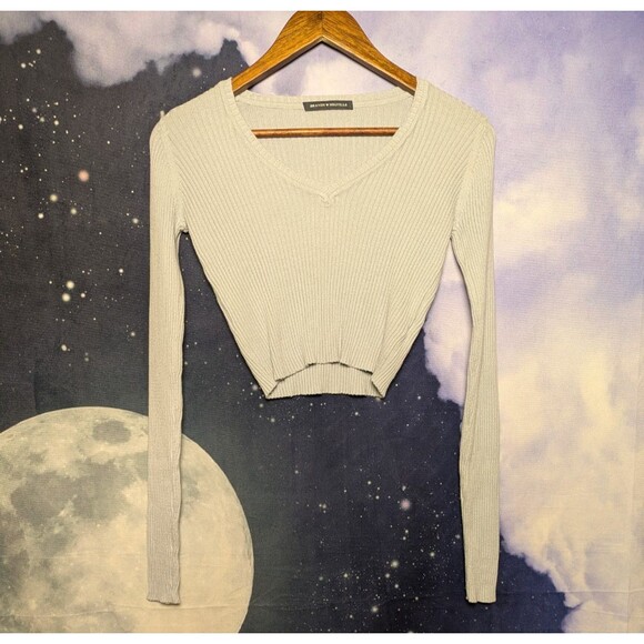 Brandy Melville Periwinkle Blue Ribbed Knit V-Neck One Size Milena Sweater Crop - Picture 10 of 10